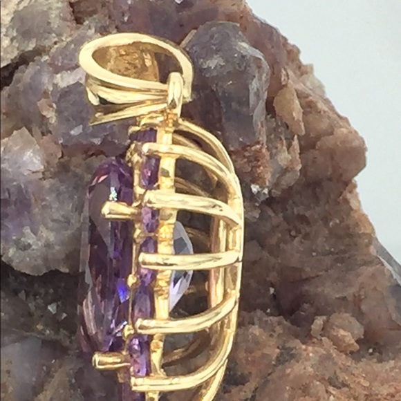 SOLD!!14K Gold 10ctw Amethyst Halo Design Pendant - Picture 3 of 8